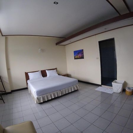 Tapee Hotel Surat Thani Zewnętrze zdjęcie