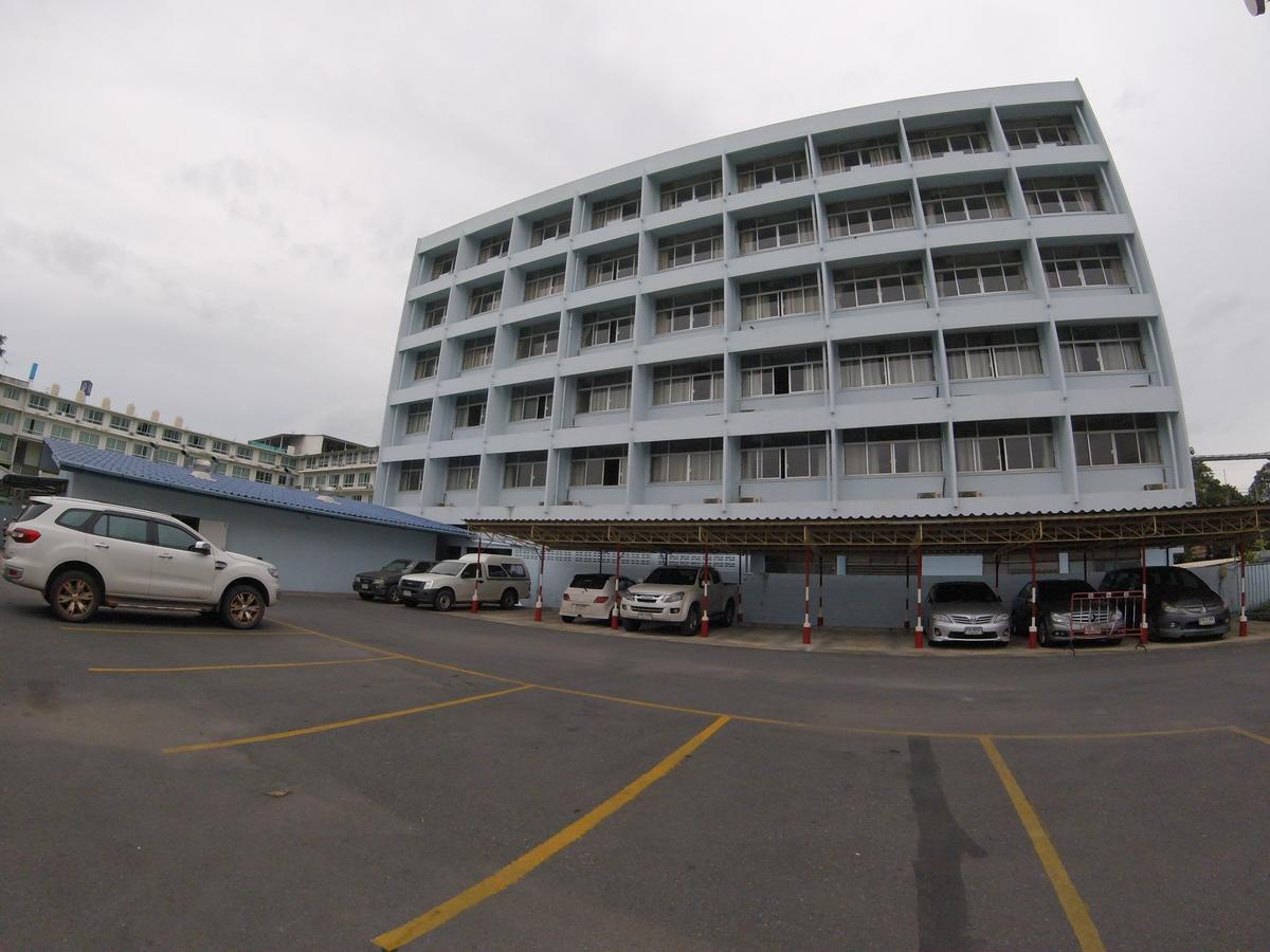 Tapee Hotel Surat Thani Zewnętrze zdjęcie