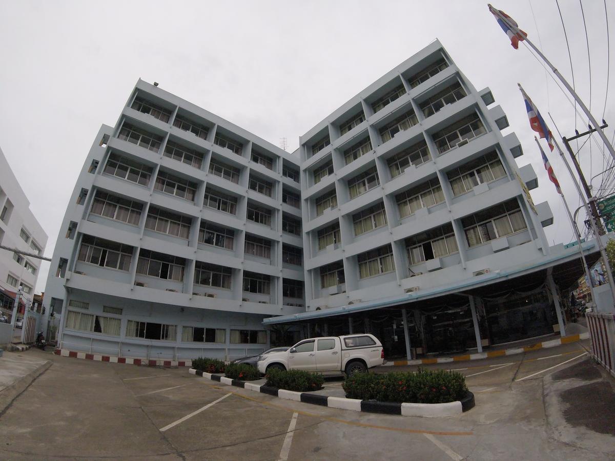 Tapee Hotel Surat Thani Zewnętrze zdjęcie